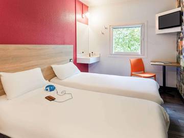 Hôtel pour 2 personnes, avec terrasse dans Saint-Étienne