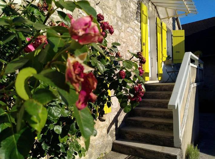 Gîte pour 5 personnes, avec Balcon à Aiglepierre