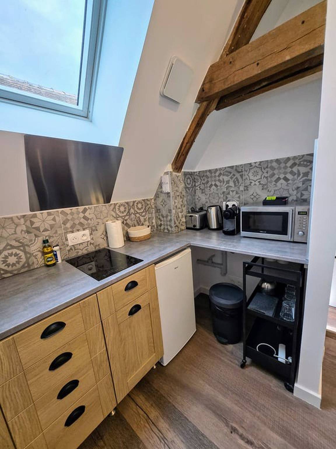 Studio entier, Le Robillard 5 - Bail Partner in Auxerre, Région d'Auxerre