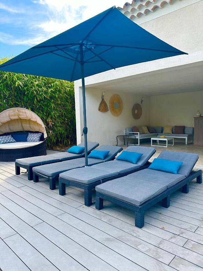 Location de vacances pour 12 personnes, avec piscine ainsi que vue et jardin à Ansouis - 3