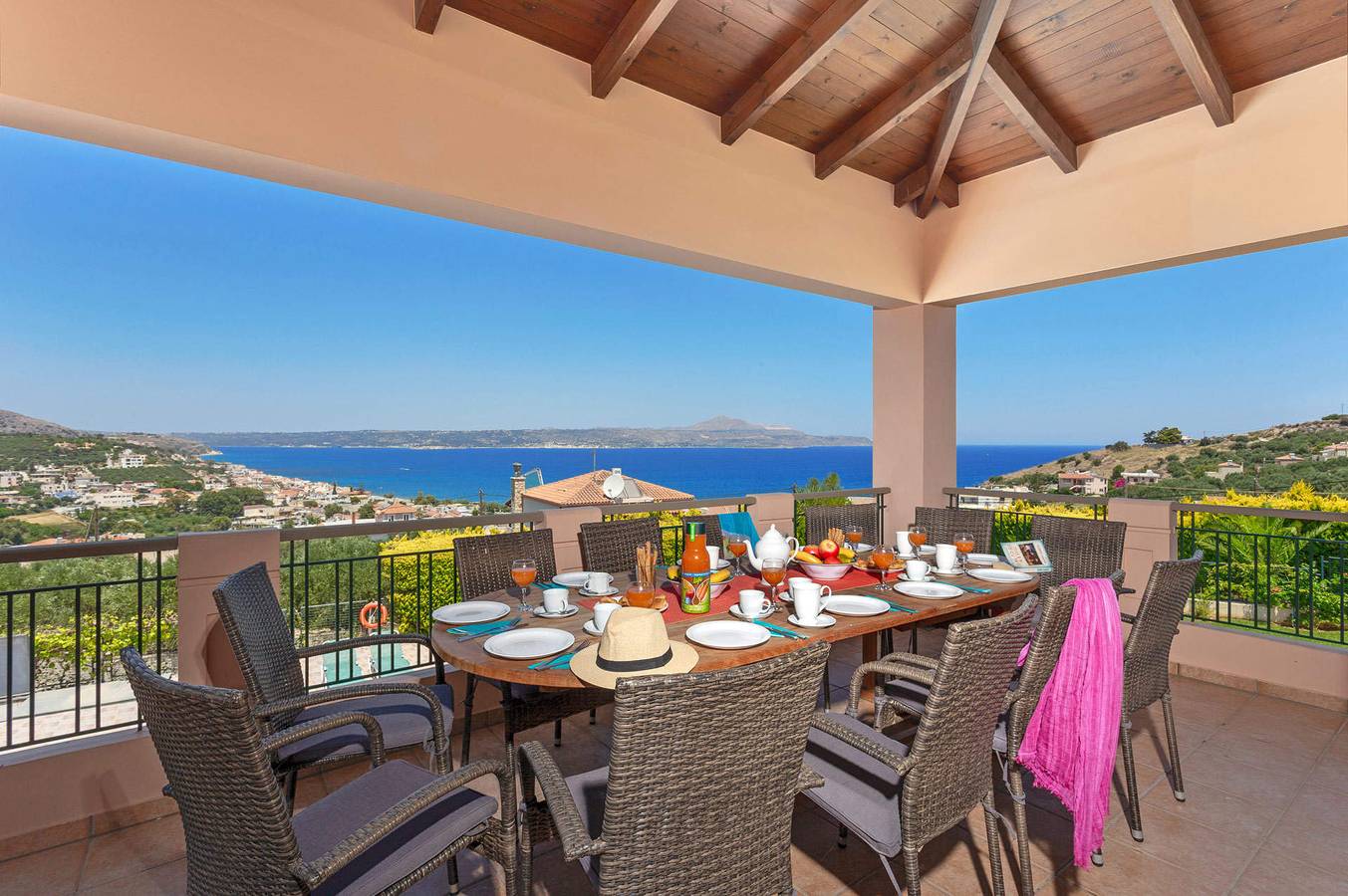 Villa für 12 Personen mit Garten in Kalyves, Chania und Umgebung