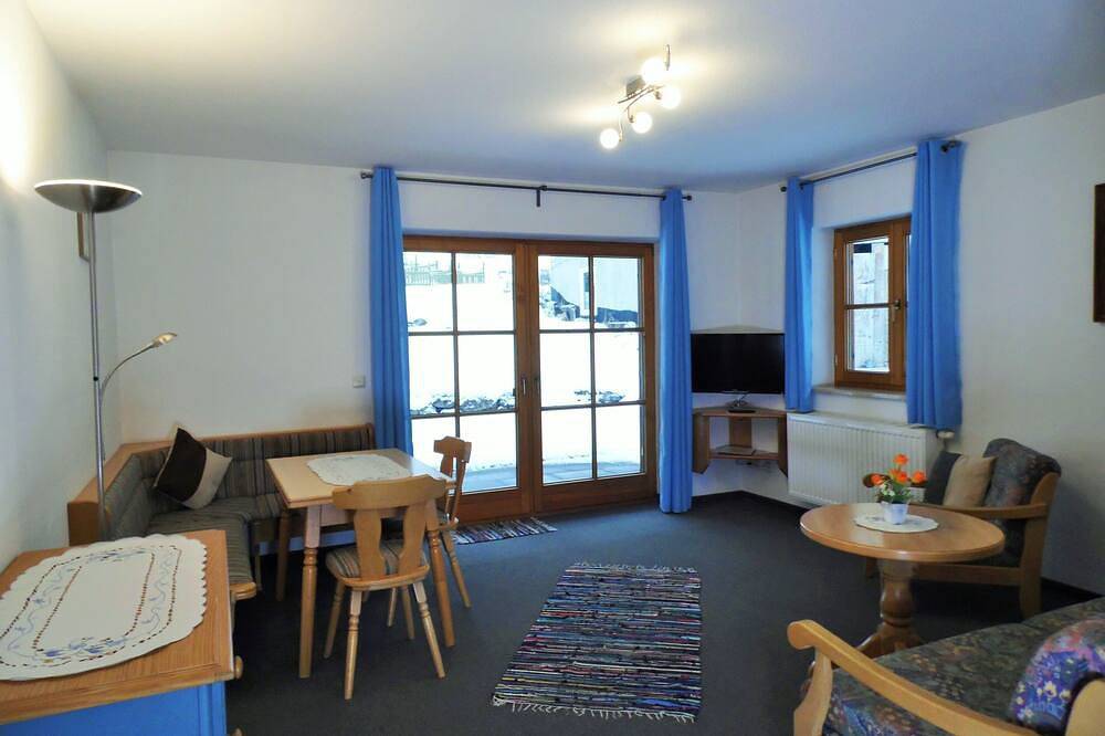 Ganze Wohnung, 3-Zimmer-Ferienwohnung  mit Terrasse in Bad Hindelang, Bayerisch Schwaben