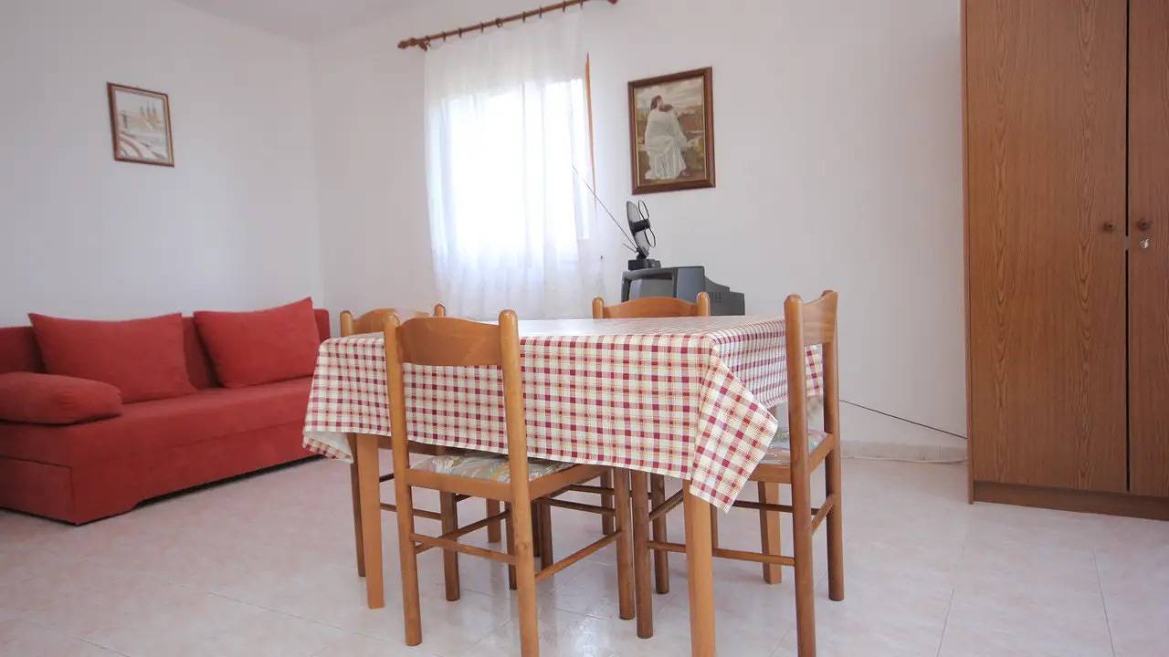 Hel semesterlägenhet, Ferienwohnung für 6 Personen (57 m²) in Vis in Vis Town, Split-Dalmatia guovlu