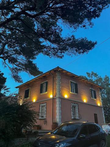 Chambre d’hôte pour 3 personnes, avec jardin et vue à Livourne