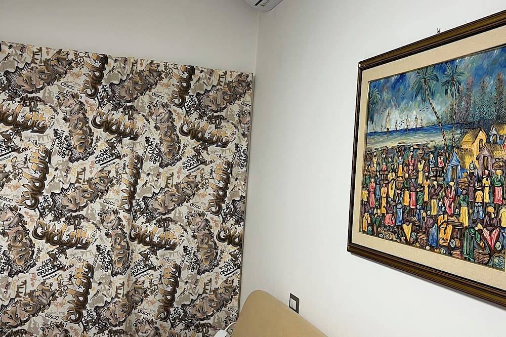 Entire apartment, Romantic retreat for couples with views of Ascoli 10 minutes from historic center in Ascoli Piceno, Monti Sibillini National Park