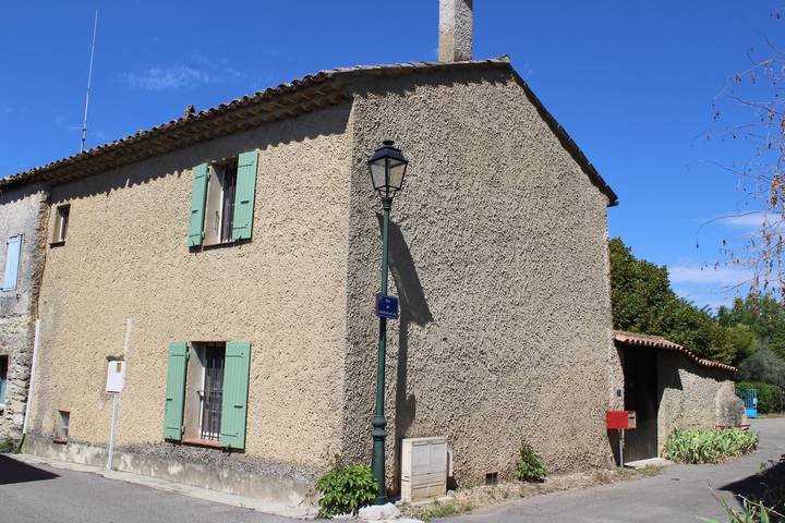 Location de vacances pour 5 personnes, avec terrasse à Entrechaux - 4