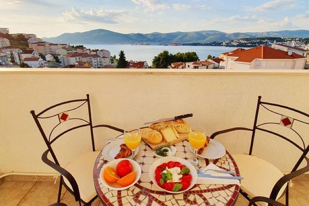 Appartamento vacanze a Ciovo a partire da 144€ a notte