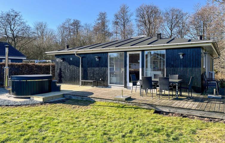 Ferienhaus für 8 Personen, mit Whirlpool und Terrasse sowie Sauna in Loddenhøj - 2