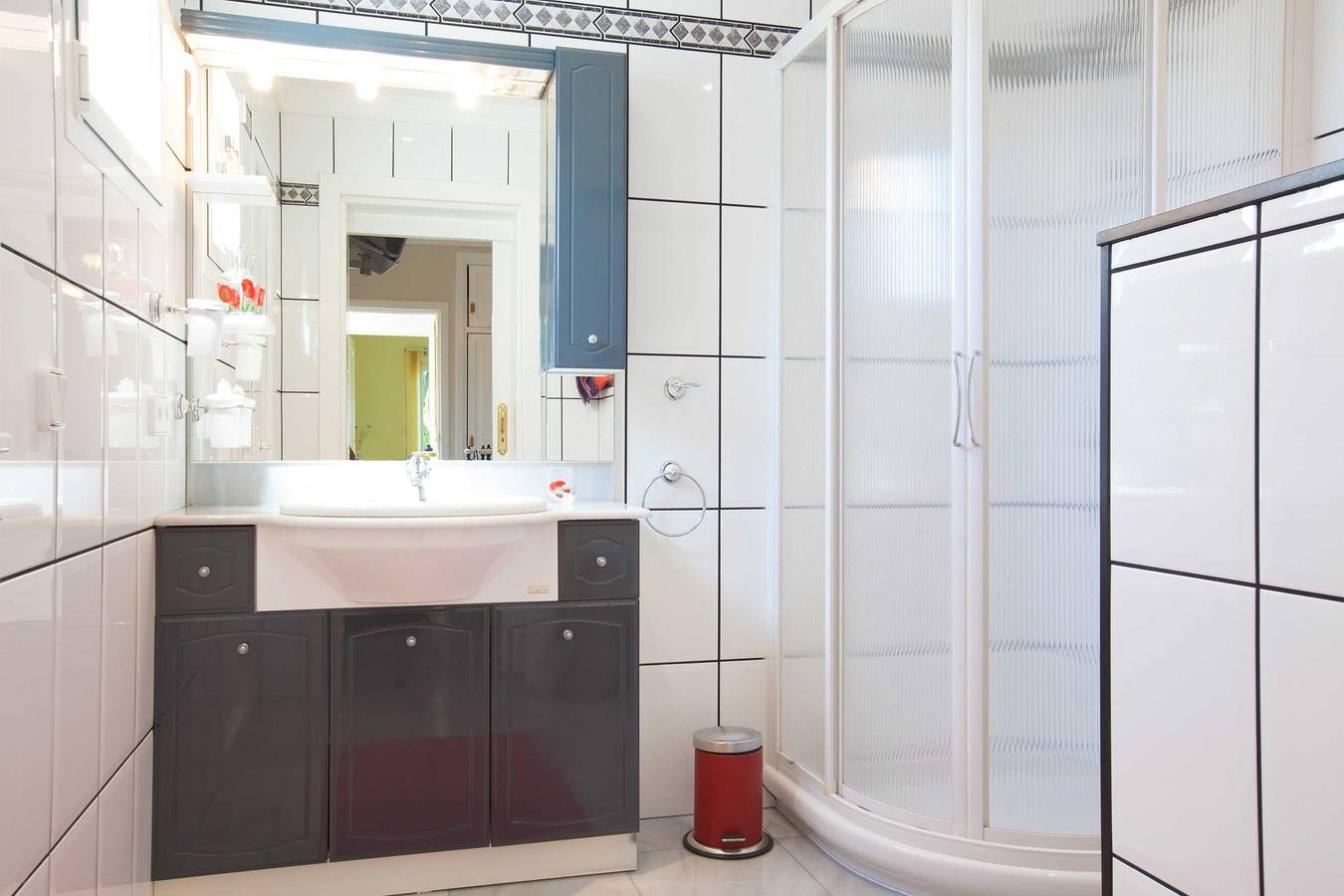 Bright and Spacious Puerto Calero Villa | 3 Bedrooms | Villa Viejo Dos | Private Pool & Wonderful Scenic Views | Lanzarote in Puerto Calero, Yaiza