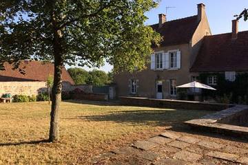 Gîte pour 12 personnes, avec jardin dans Toutry
