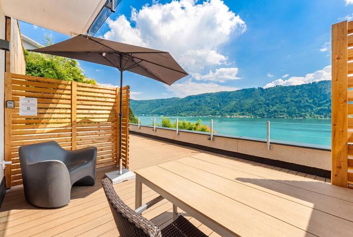 Ganze Ferienwohnung, 2er Seeblick Studio mit Terrasse in Treffen am Ossiacher See, Gerlitzen