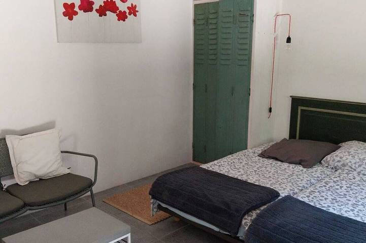 Location de vacances pour 2 personnes, avec jardin et terrasse à Saint-Rémy-de-Provence - 3