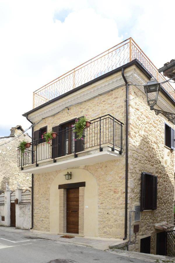Chambre d’hôte pour 3 personnes, avec terrasse, animaux acceptés - 1