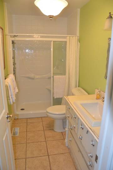 Cabin Rentals And Lodges for 7 Guests in Muskoka, Lake Huron ON, Picture 1