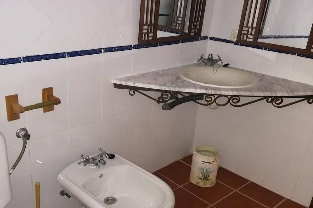 Ganze Wohnung, Großzügiges Apartment mit privatem Pool in Membrío, Internationaler Naturpark Tajo