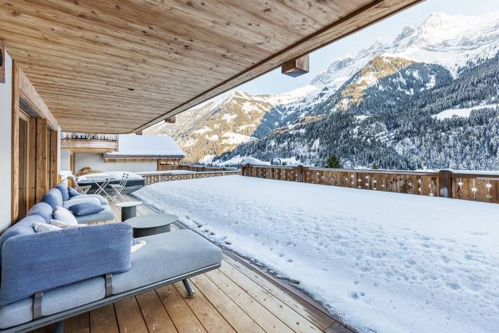 Ganze Wohnung, Wunderschöne Wohnung mit Whirlpool im Herzen des Montagnier - Von Mrs Miggins in Planachaux, Champéry