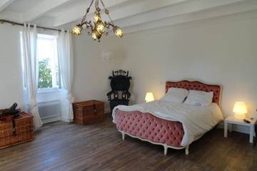 Gîte pour 8 personnes, avec jardin à Cieurac