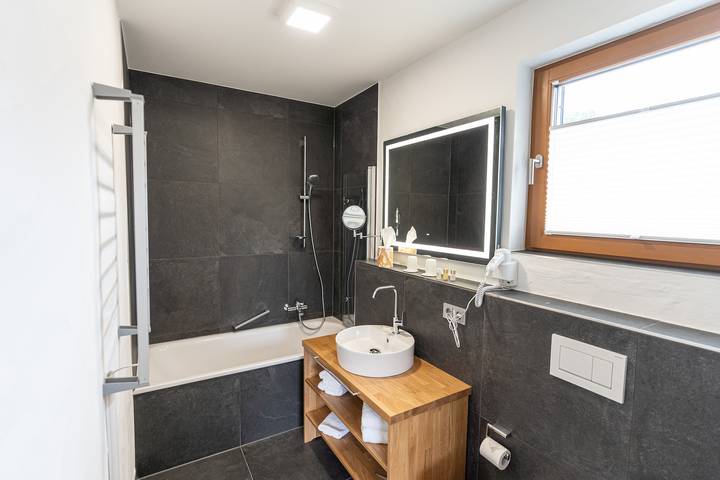 Ferienhaus für 4 Personen, mit Ausblick und Balkon sowie Sauna im Spessart - 3