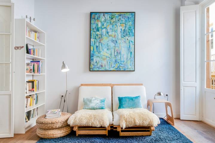 Apartamento inteiro, Amplio apartamento "Home Sweet Home" con Wi-Fi y balcón; aparcamiento disponible, se admiten mascotas previa petición in Casco Antiguo de Cádiz, Cádis