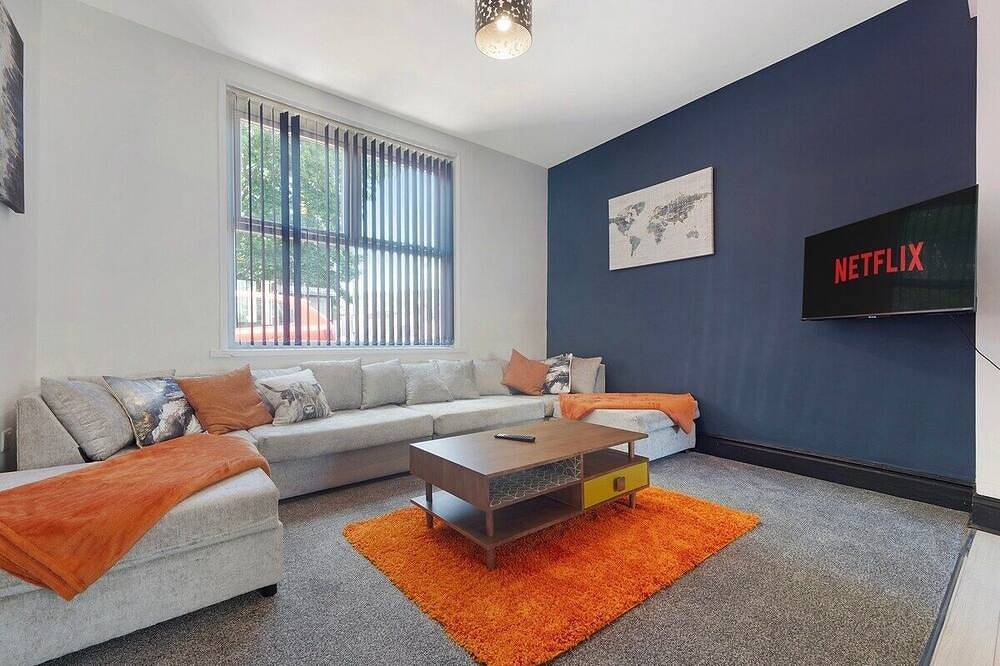 Holiday Home for 10 People in Durham, County Durham