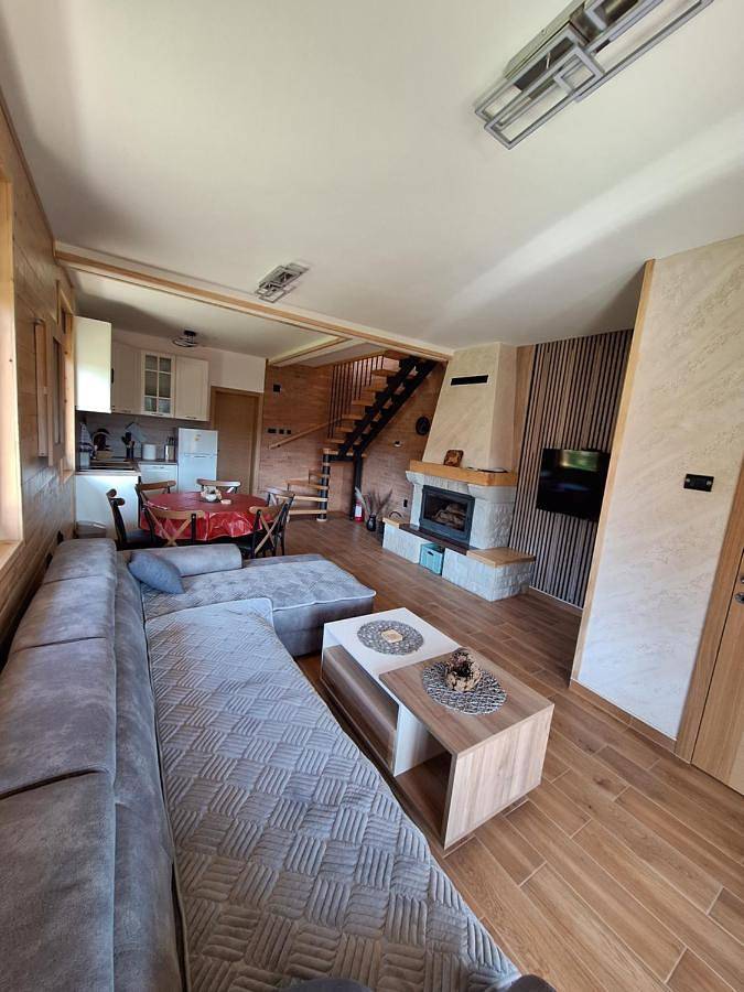 Villa für 8 Personen, mit Ausblick und Garten - 1