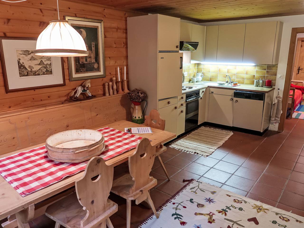 Ganze Wohnung, Rodas Soura 5 in Surses, Oberhalbsteiner Alpen