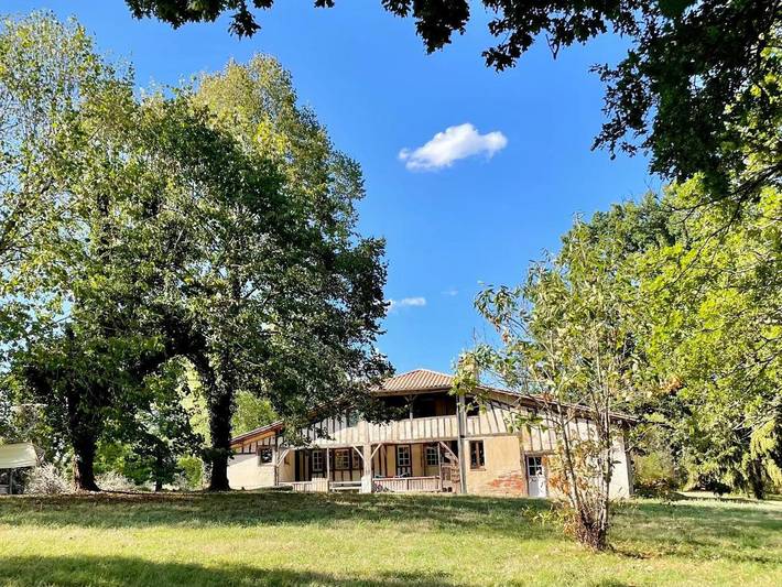 Chambre d’hôte pour 4 personnes, avec jardin et vue à Betbezer-d'Armagnac