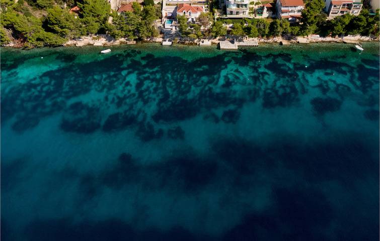 Reizende Ferienwohnung, 1,5 km vom Strand entfernt, mit Pool und Annehmlichkeiten in Blato, Korcula