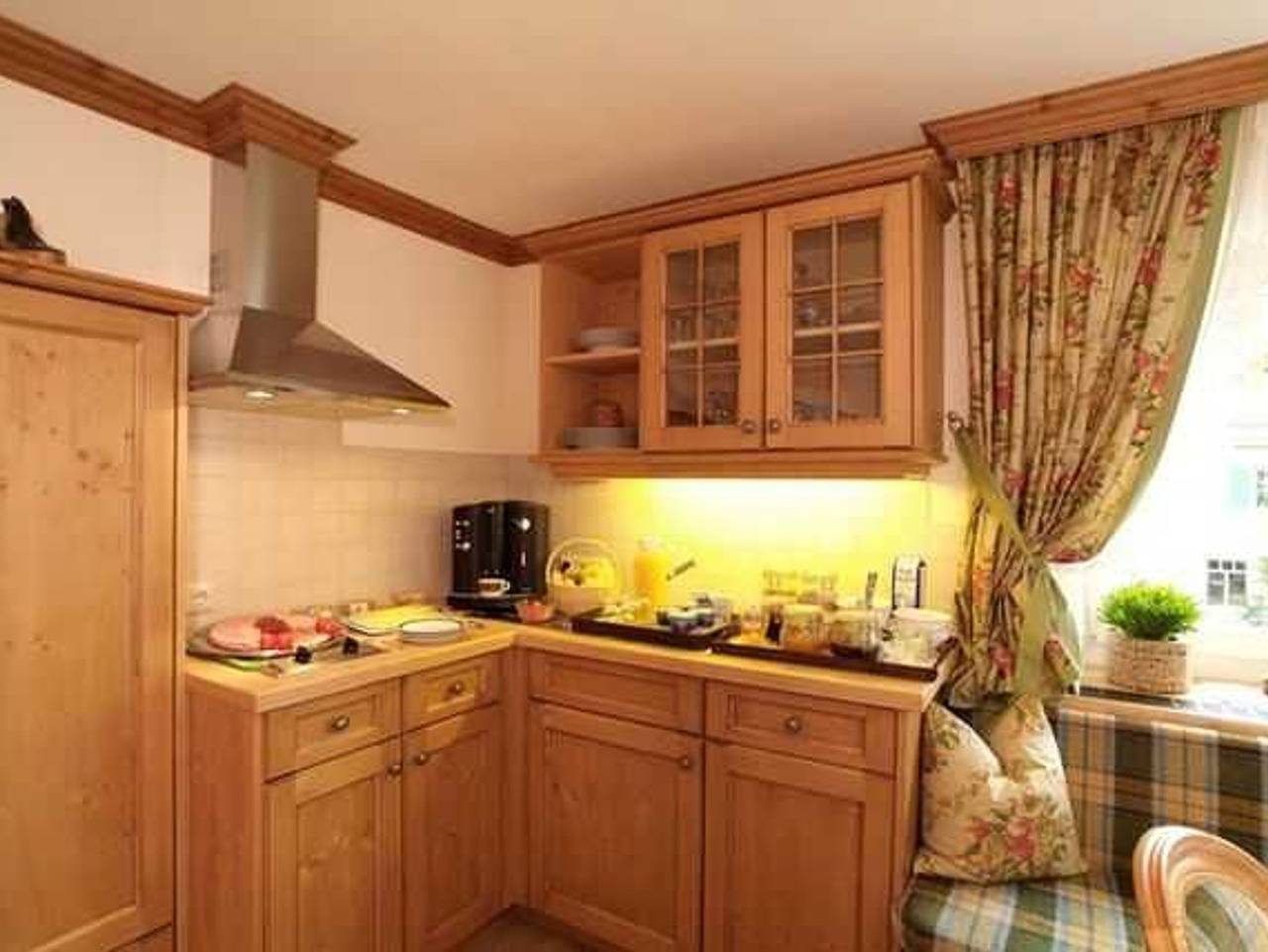 Ganze Ferienwohnung, Tannheimer Schuh und Gästestad´l - Ferienwohnung/Bergschuh in Tannheim (Tirol), Allgäuer Alpen (Österreich)