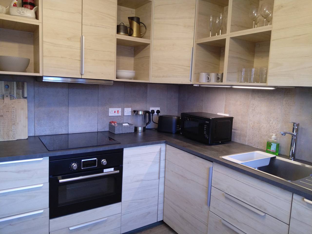 Beautiful 3-Bed Bungalow Kessingland rural retreat in Waveney District, Sunrise Coast