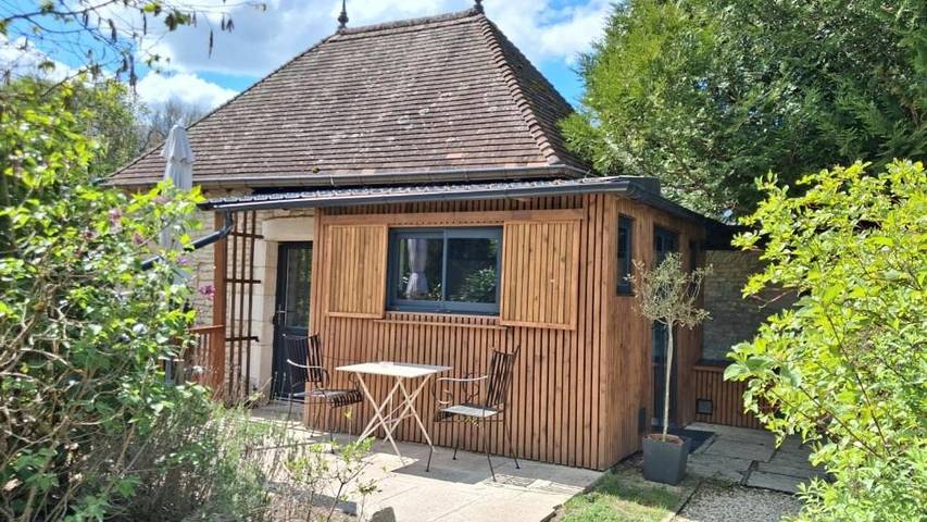 Location de vacances pour 2 personnes, avec Terrasse et Piscine à Châtillon-sur-Seine