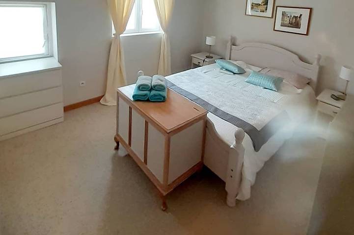 Location de vacances pour 6 personnes, avec jardin à Rouzède - 3