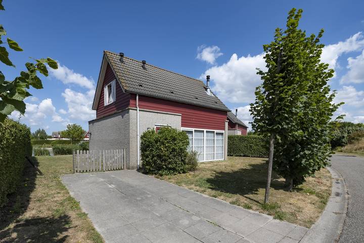 Ferienhaus für 6 Personen, mit Terrasse und Balkon/Terrasse sowie Seeblick - 1