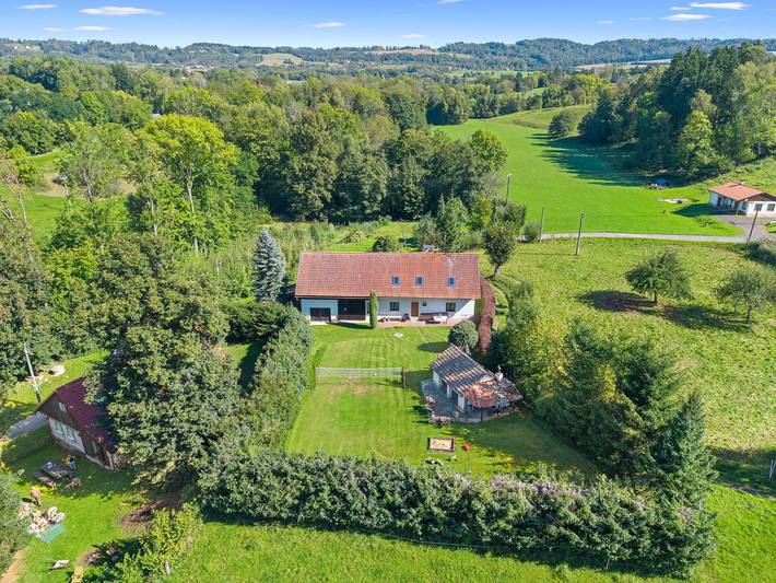 Landhaus für 8 Personen, mit Garten