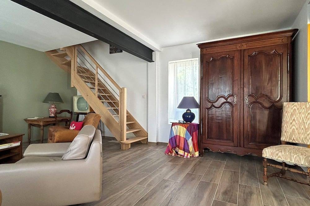 La Petite Maison Des Madeleine De Gievres in Gièvres, Région de Romorantin-Lanthenay