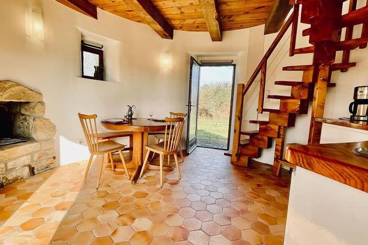 Location de vacances pour 2 personnes, avec vue et jardin à Roscanvel - 4