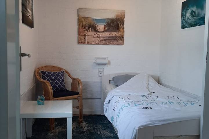 Ferienhaus für 4 Personen, mit Terrasse und Garten sowie Pool in Bruinisse - 2