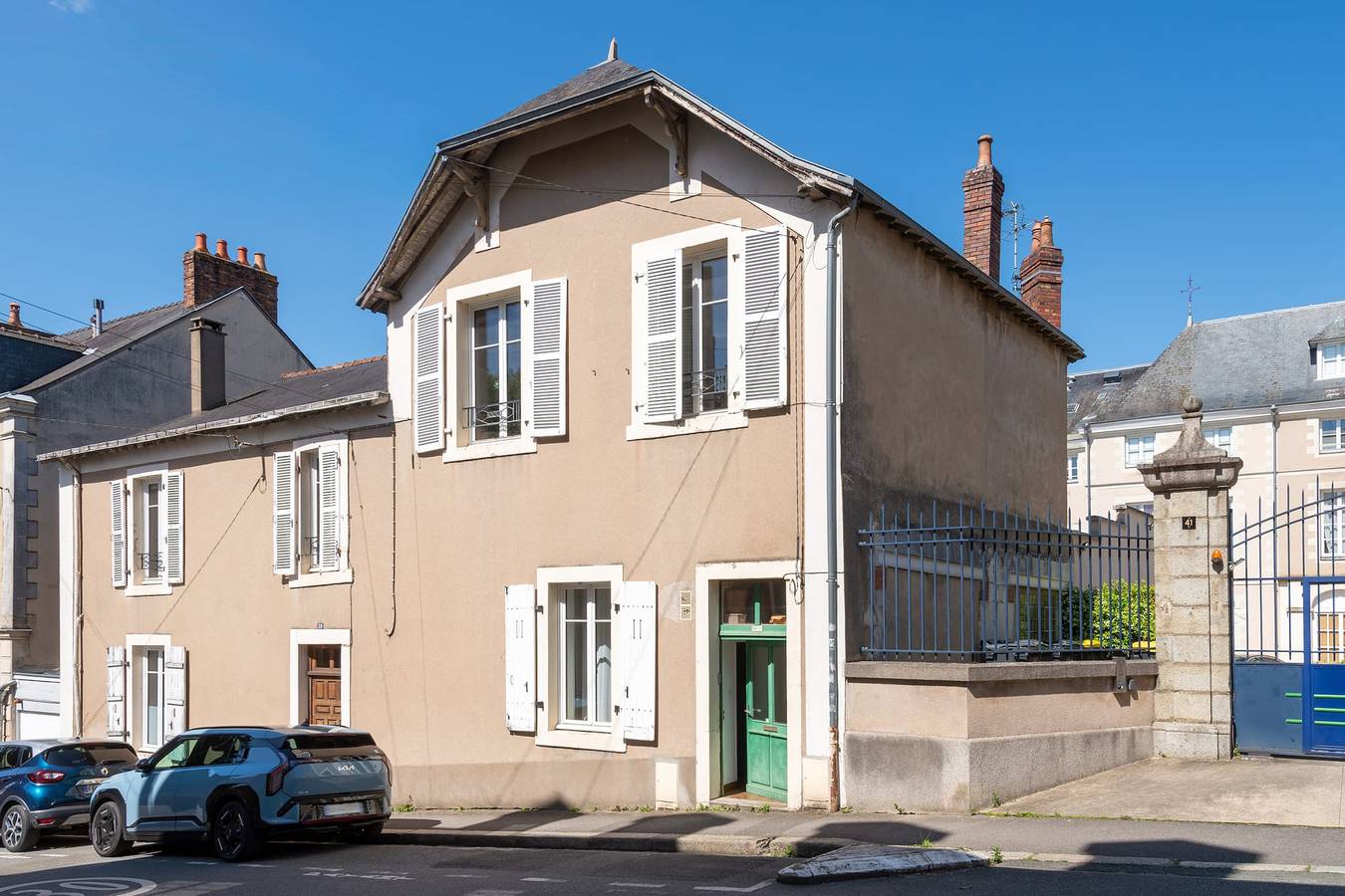 Studio entier, Le Rousseau - Petfriendly - Wifi - Tv in Laval, Mayenne
