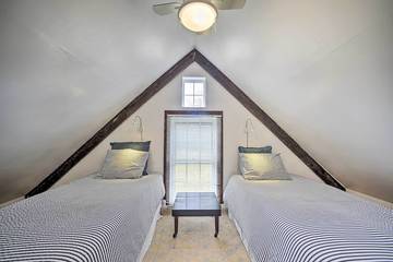 Cabin for 4 Guests in West Hurley, Catskill Mountains, Picture 3
