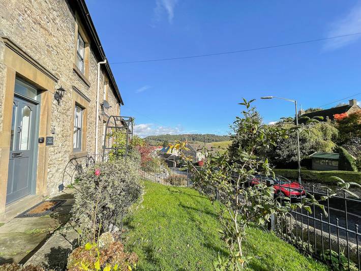 Cottage for 8 people, with garden in Peak District