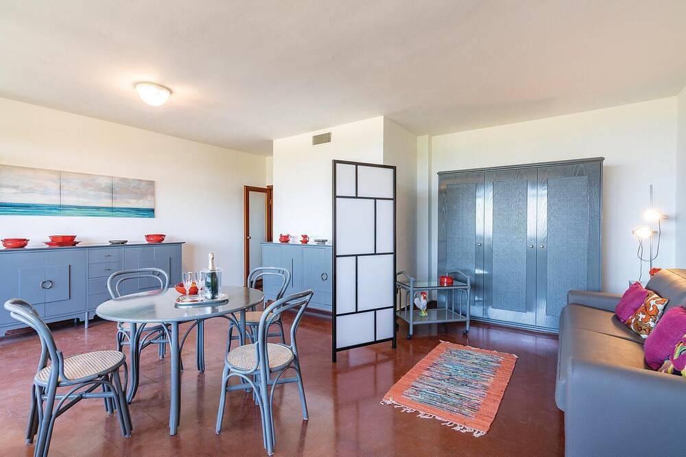 Appartement entier, Appartement en bord de mer à Punta Ala avec vue sur la mer. in Punta Ala, Castiglione della Pescaia