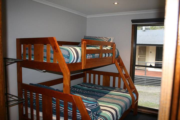 Holiday home for 9 people, with terrace in Halls Gap