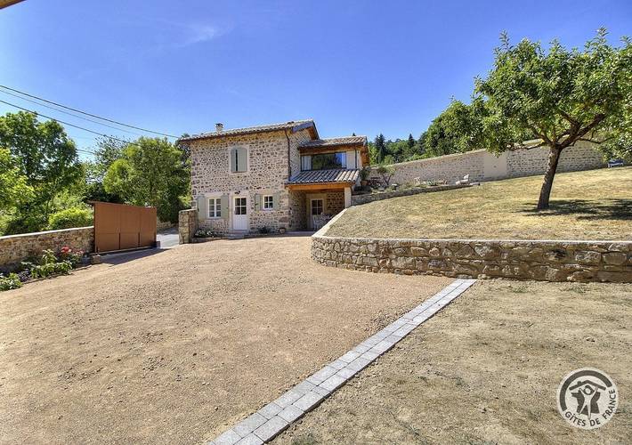 La petite Maison in Émeringes, Villefranche-sur-Saône region