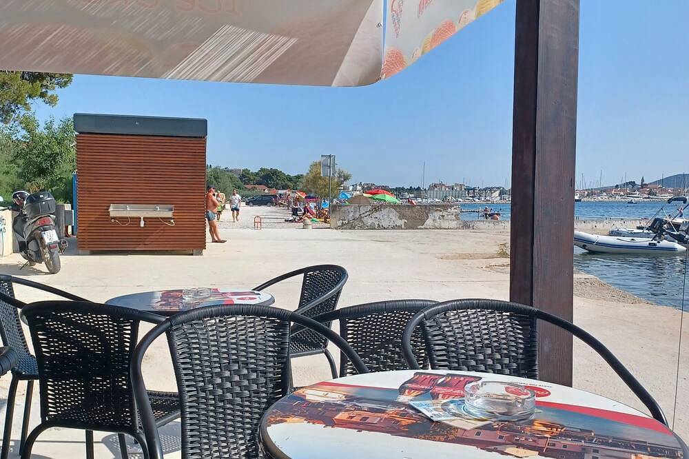 Ganze Wohnung, Ruhiges Appartement, 25 qm in Biograd na moru. in Biograd na Moru, Zadar