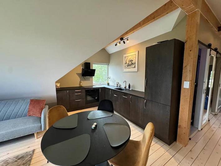 Ferienwohnung für 4 Personen, mit Balkon und Whirlpool sowie Garten - 1