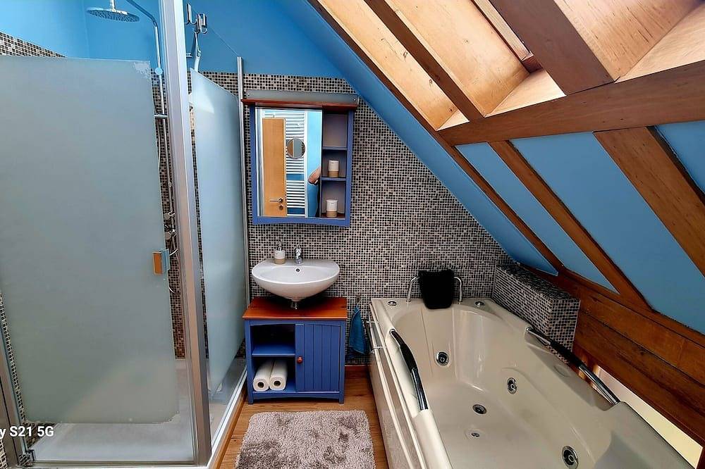 Ganze Wohnung, Loft-Ferienwohnung mit Balkon in Gunzenhausen, Fränkisches Seenland