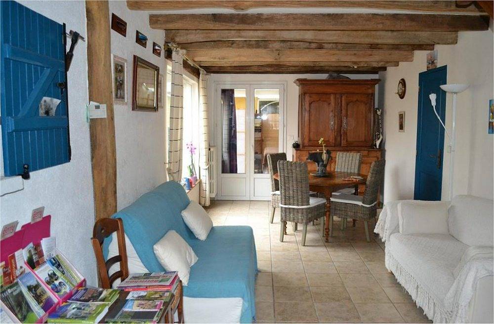 Les Volets Bleus : chambres d'hôtes - Chambre Galet in Châteauroux, Région de Châteauroux