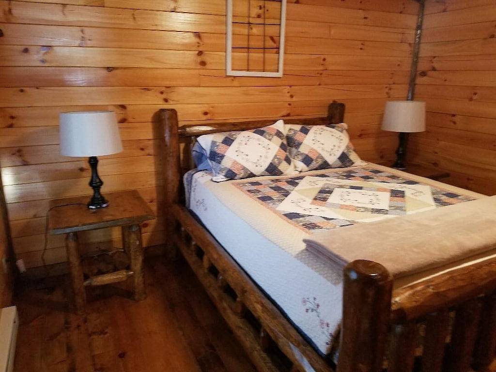 Sunset Cabin #7 in Ashtabula County