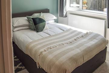 Log Cabin for 5 People in Perranporth, Cornwall, Photo 2