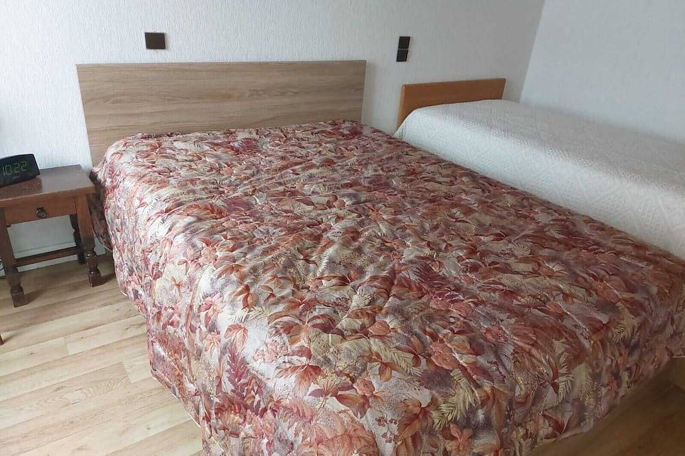 Appartement entier, Appartement agréable au coeur du village de Condat in Condat, Parc naturel régional des Volcans d'Auvergne